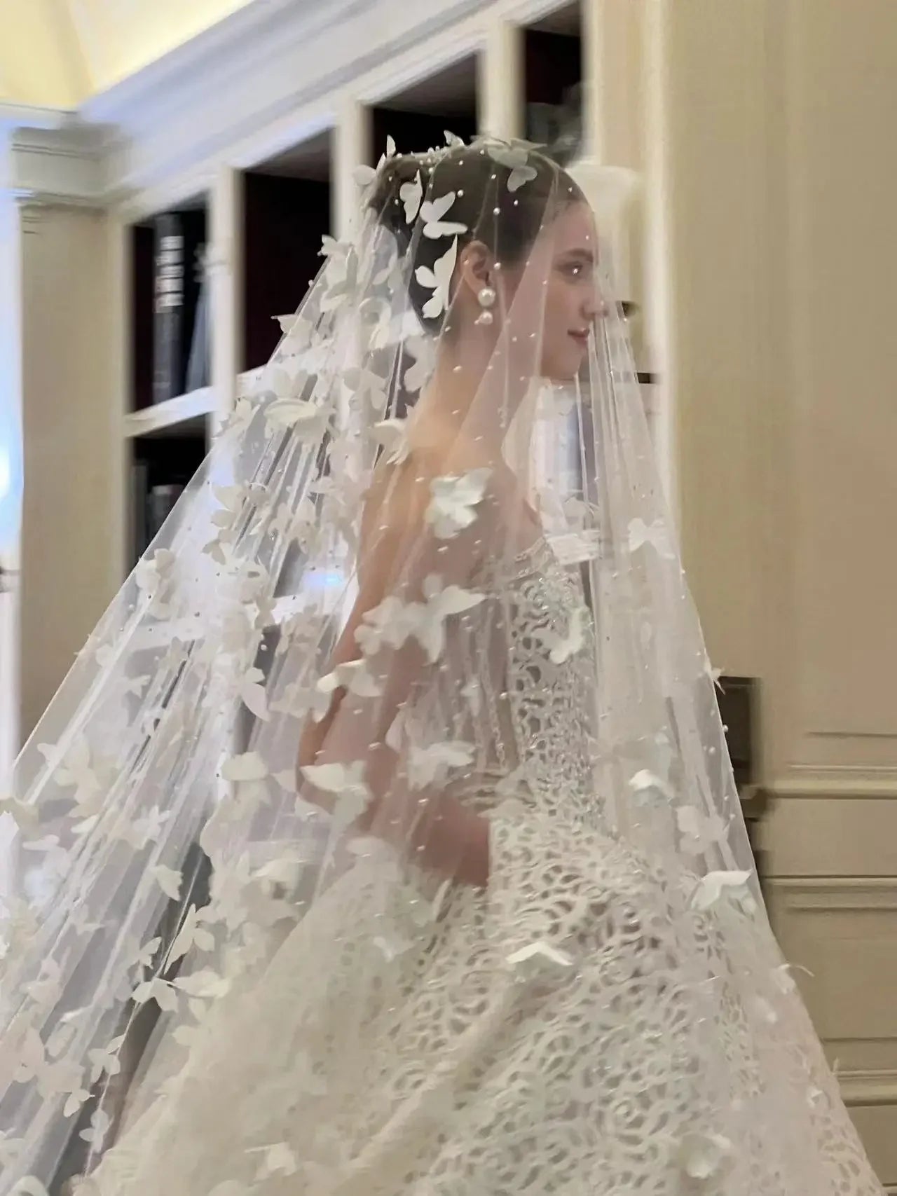 Romantic Butterfly Pearl Beaded Cathedral Bridal Veil
