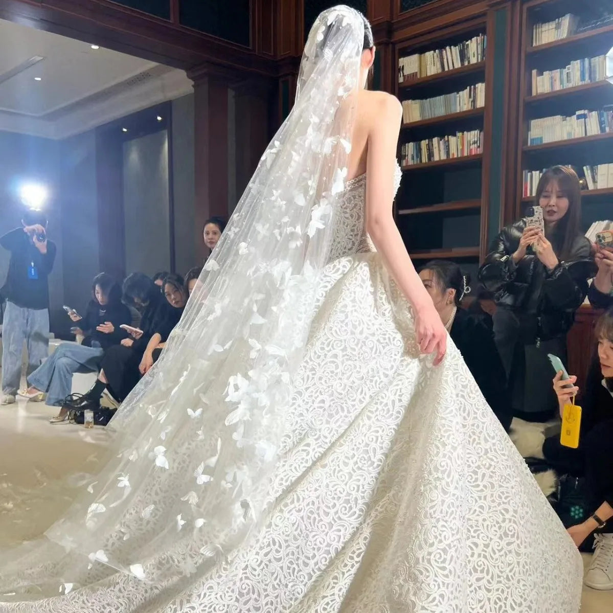 Romantic Butterfly Pearl Beaded Cathedral Bridal Veil